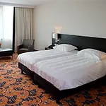Bij Arnhem A12 Hotell