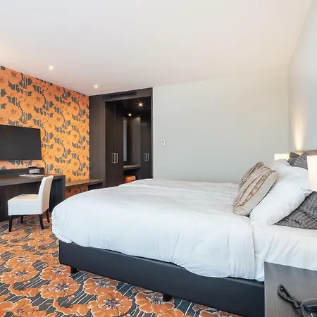 Bij Arnhem A12 Hotel 4*