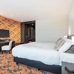 Bij Arnhem A12 Отель 4*